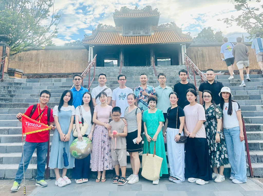 CMB – TỔ CHỨC THAM QUAN NGHỈ MÁT CHO CÁN BỘ CÔNG NHÂN VIÊN NĂM 2025