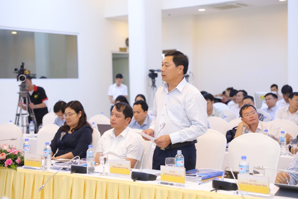 HỘI THẢO QUY HOẠCH CHI TIẾT NHÓM CẢNG BIỂN VÀ HỆ THỐNG CẢNG CẠN THỜI KÌ 2021-2030, TẦM NHÌN ĐẾN NĂM 2050