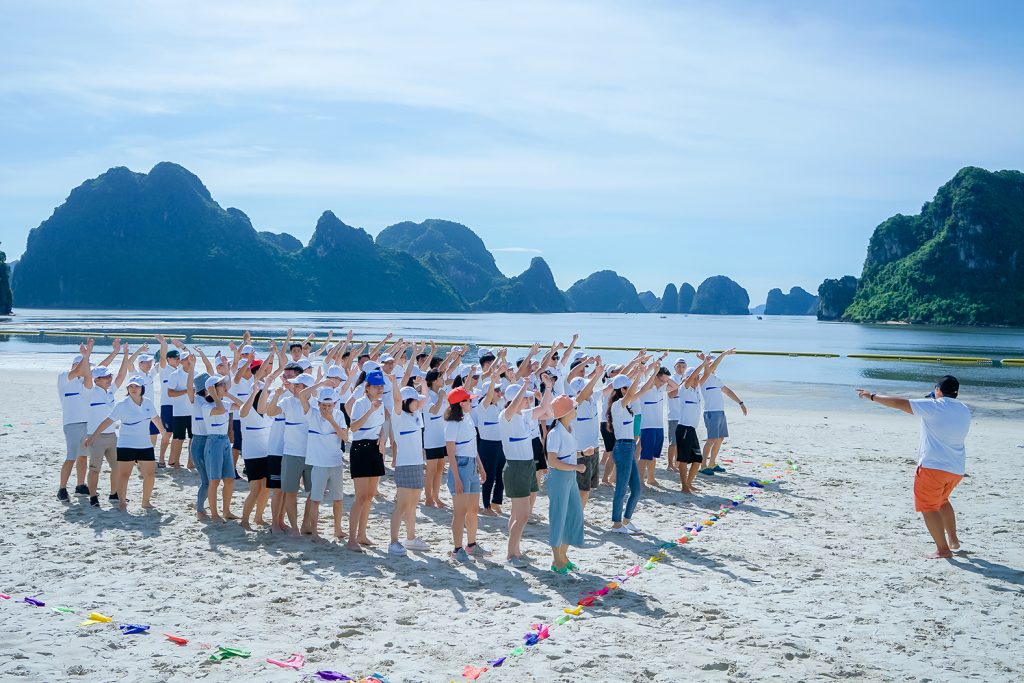CMB TỔ CHỨC THAM QUAN NGHỈ MÁT CHO CBCNV NĂM 2022