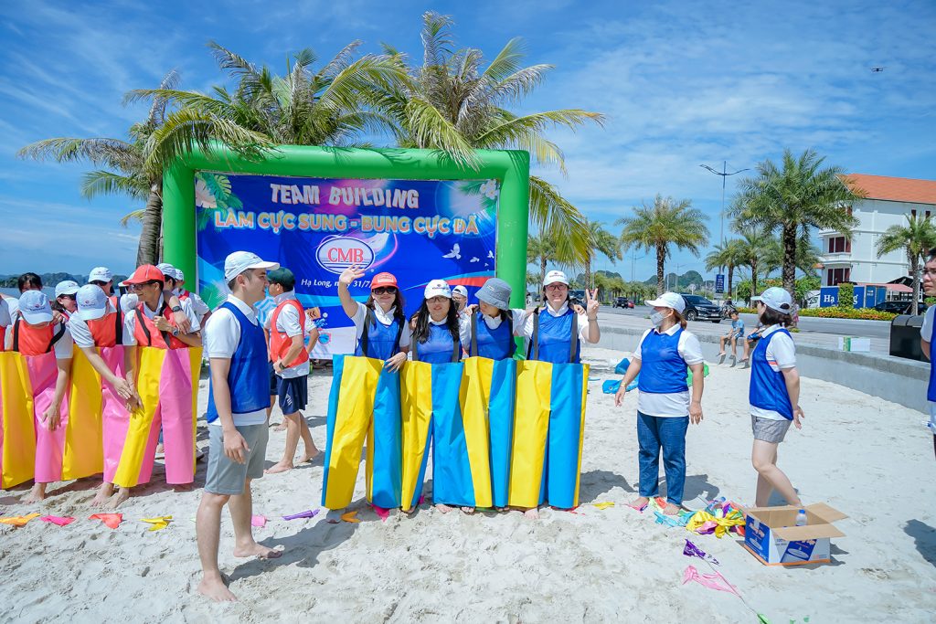 CMB TỔ CHỨC THAM QUAN NGHỈ MÁT CHO CBCNV NĂM 2022