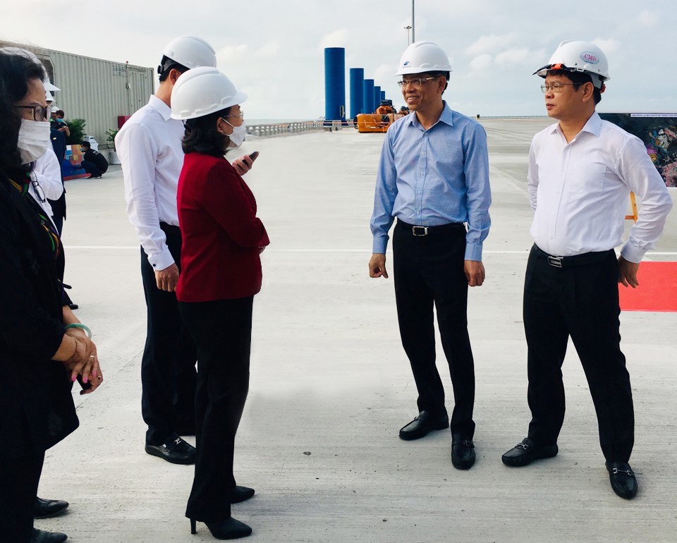 CMB tham gia đoàn công tác của Bộ GTVT, Cục Hàng hải Việt Nam tháp tùng Thủ tướng Chính phủ thăm, kiểm tra cụm cảng nước sâu tại Cái Mép – Thị Vải