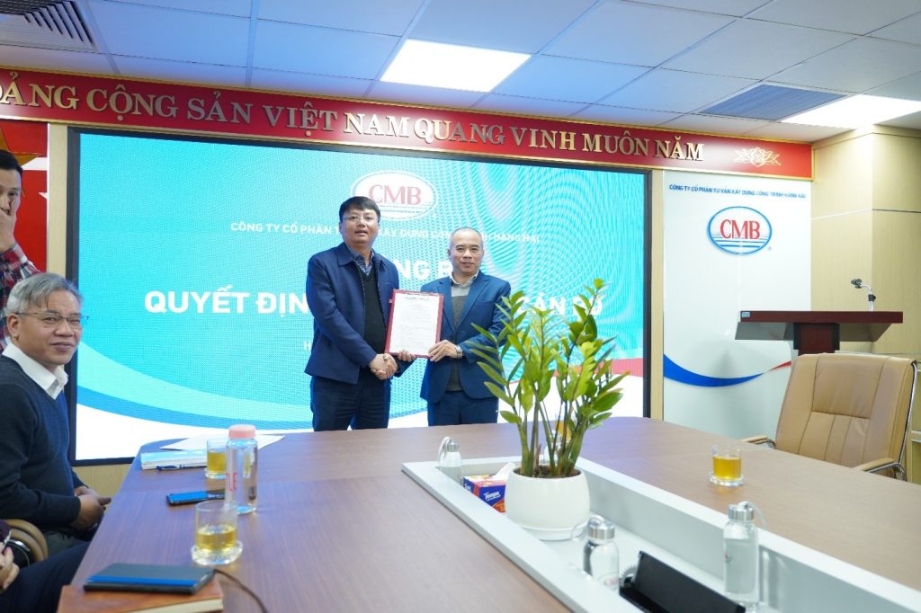 CMB – CÔNG BỐ CÁC QUYẾT ĐỊNH VỀ CÔNG TÁC CÁN BỘ