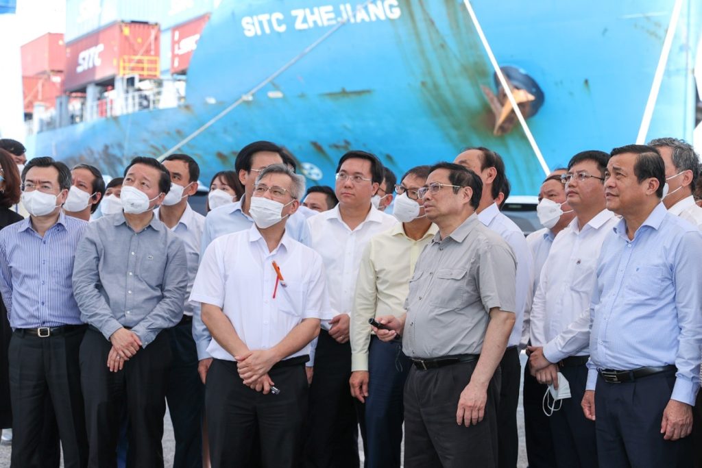CMB tham gia đoàn công tác của Bộ GTVT, Cục Hàng hải Việt Nam tháp tùng Thủ tướng Chính phủ khảo sát cảng biển Quảng Nam