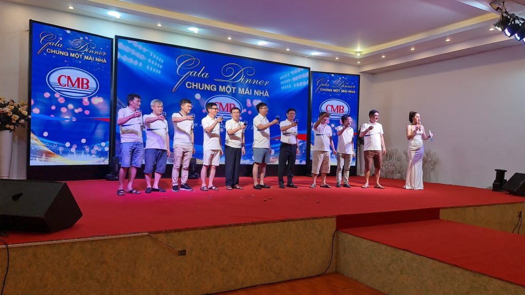 CMB TỔ CHỨC THAM QUAN NGHỈ MÁT CHO CBCNV NĂM 2022