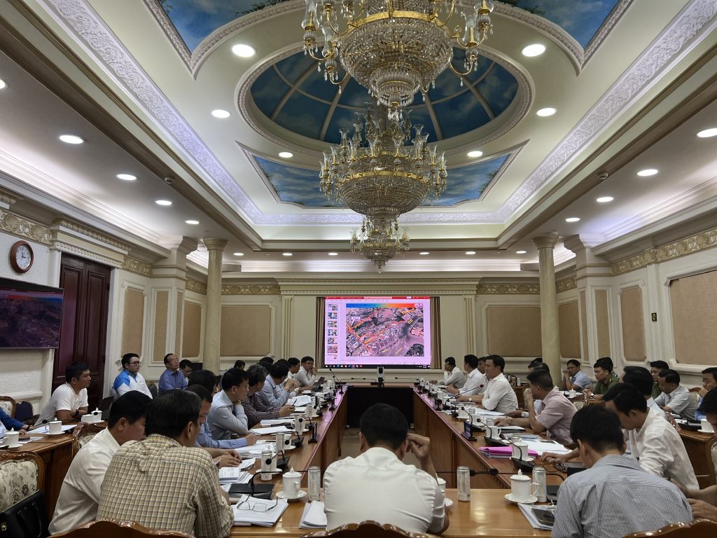 CMB THAM GIA ĐOÀN CÔNG TÁC CỦA BỘ GTVT VỀ QUY HOẠCH CẢNG BIỂN THÀNH PHỐ HỒ CHÍ MINH